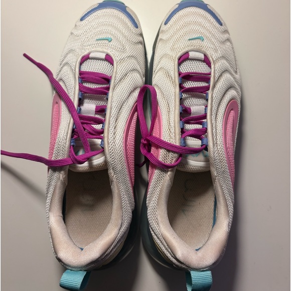 Nike Airmax 720 - Picture 1 of 2